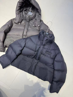 60pcs Wholesale 90% White Duck Down Jackets - Unique Denim Patchwork Puffer Coats - One Size Streetwear Style - High-Margin Designer Stock Lot - Mixed Colors