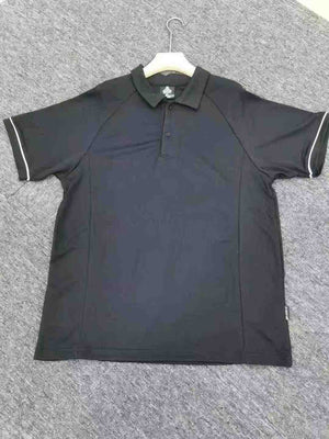 Approx. 2,000pcs Wholesale Men’s Performance Polo Shirts – Black-Dominant Aussie Pacific Clearance Lot – Short Sleeve Workwear / Golf / Uniform Resale Basics – XL Label Mix – Tail-End Special Price Stock