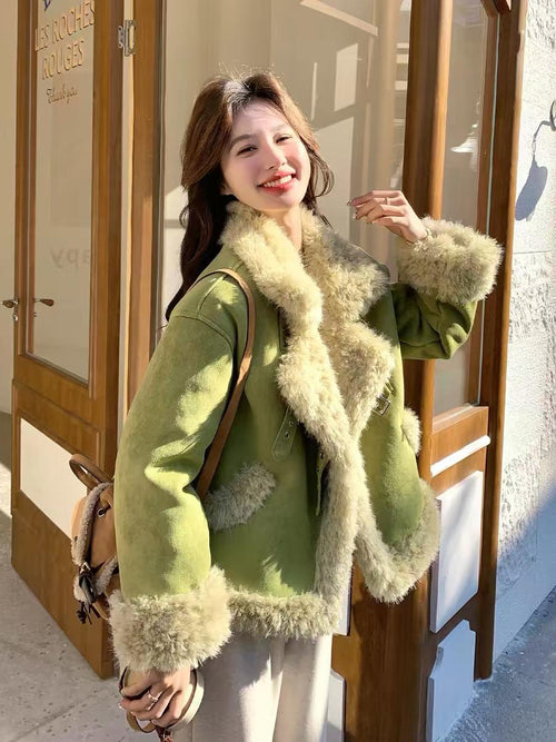 800pcs Korean Velvet Sheepskin Jacket Lot – Sizes S/M/L – Winter Outerwear Overstock – Take‑All Liquidation – Boutique Stock Lot