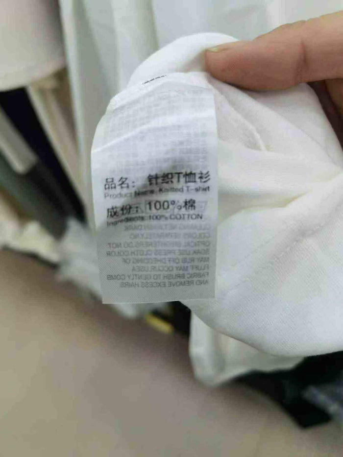 800pcs Wholesale 100% Cotton Long-Sleeve Tees - Essential Oversized Minimalist Crewneck Stock - Full Lot Liquidation - Premium Basic Apparel for Resellers
