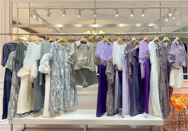 How to Choose Premium Women’s Stock Lots with Original Tags (Real Example: Yusha International)