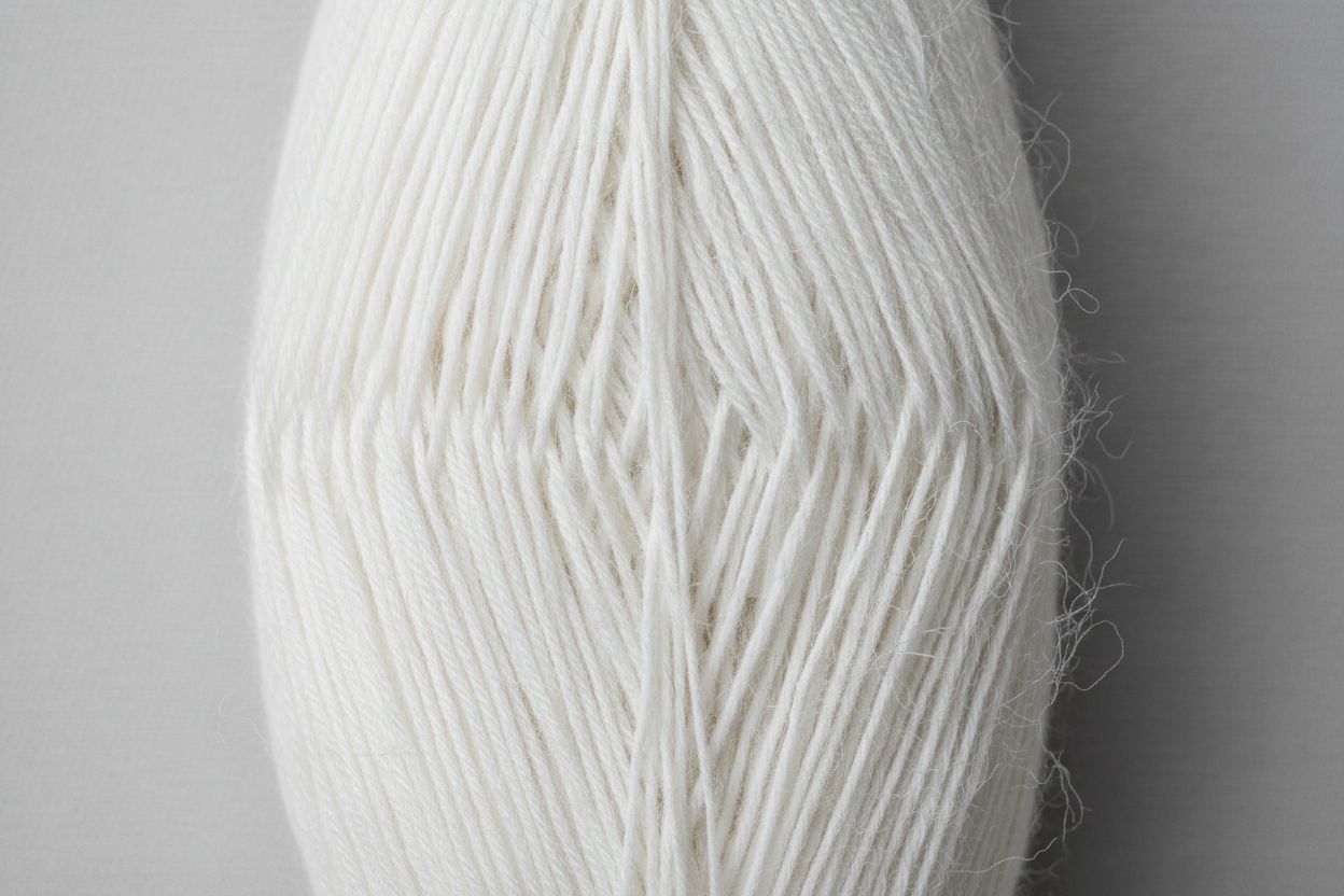 Long-Staple Combed Cotton: Eliminating Short-Fiber Fuzz in Luxury Custom Garments