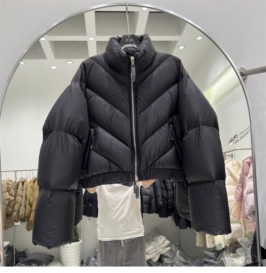 206pcs Wholesale 90% White Duck Down Jackets - Full Inventory Pallet Deal - Premium High-Fill Winter Coats - US XS-M Sizing - Professional Reseller Liquidation