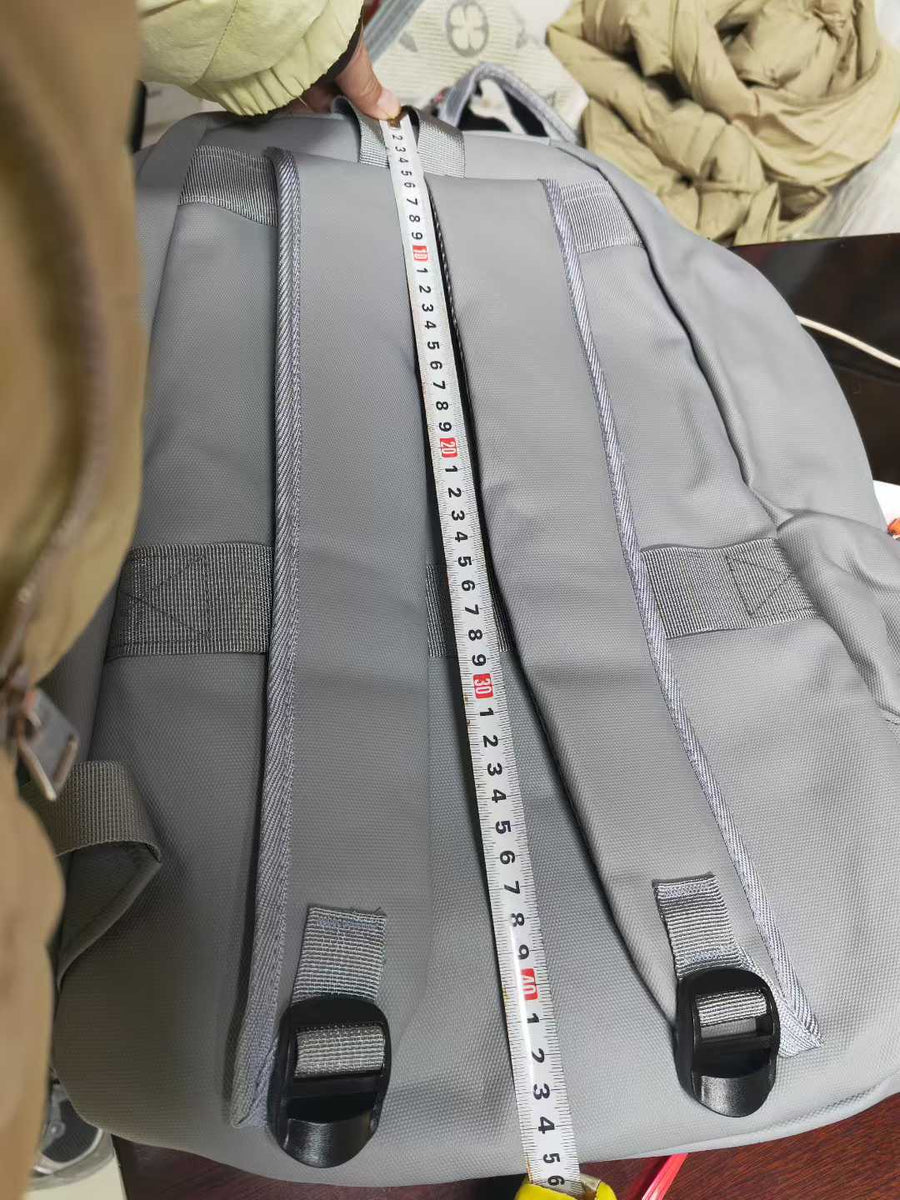 280pcs Urban Travel Laptop Backpacks – Minimalist Waterproof Tech Bags with USB Port – 2 Color Assorted Wholesale Lot – $2.50 Take-All Overstock Deal – Everyday Commuter & Student Backpack Inventory