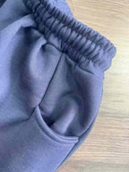 2,500 Sets Wholesale Fleece-Lined Women’s Streetwear Tracksuit – Oversized Zip Hoodie & Wide-Leg Sweatpants Set – Winter Athleisure Lounge Outfit – $3.80 Full Stock Liquidation Lot