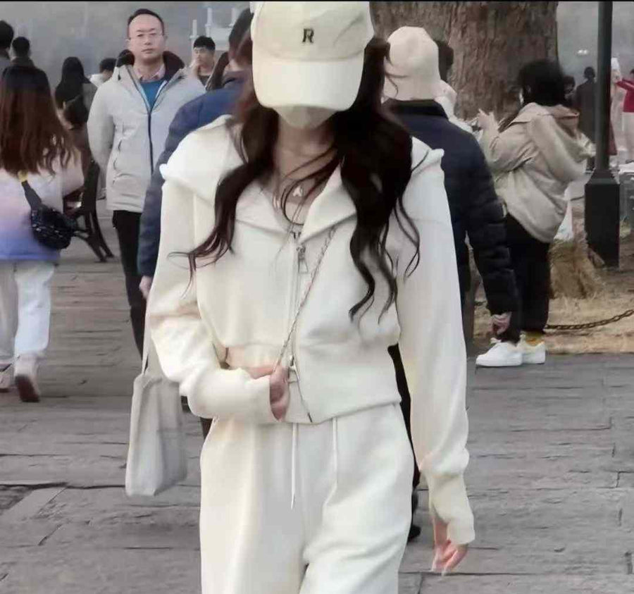 380 Sets Wholesale Women’s Soft Lounge Tracksuits - 3 Color Zip Hoodie & Wide-Leg Pant Co-Ord Sets - Beige Heavy Stock - 4 Size Run Clearance Tail Order - Easy Boutique Athleisure Inventory