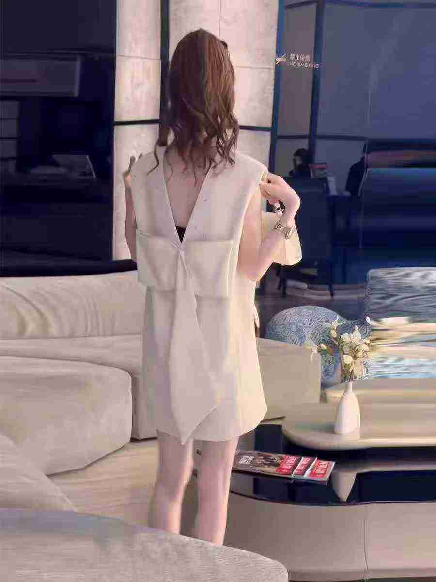 187 Sets Bulk Chic Bow-Back Vest & Shorts Co-ord - Aesthetic Summer Sleeveless Blazer Set Liquidation - Minimalist Boutique Ready Stock Lot - Effortless 