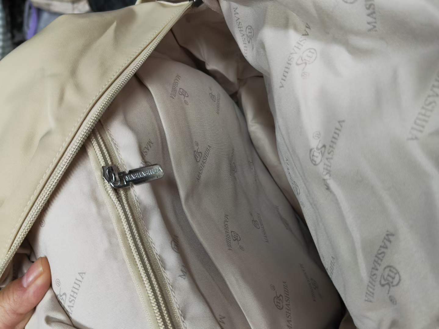 390 Units Bulk Lifestyle Mini Backpacks - 3-Color Assorted Nylon Daily Rucksacks - Factory Clearance Liquidation - High-Margin Boutique Accessories Stock Lot