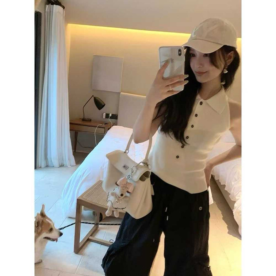 150pcs Sleeveless Collared Knit Top Lot – Boutique-Friendly Fitted Summer Polo Tank – Clean Minimal Button-Front Layering Piece – 3 Color Assorted One-Size Clearance Stock