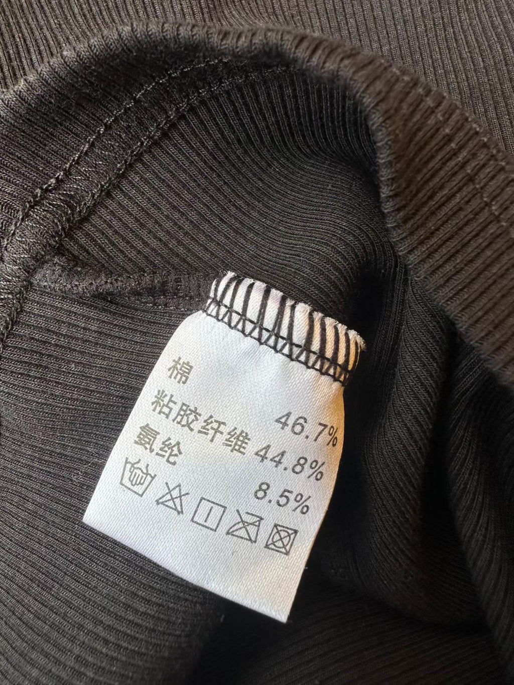 600pcs Women’s Ribbed Scoop-Neck Tank Top Clearance Lot – 2 Color Everyday Layering Basics – $1.30 Tail-End Stock for Small Boutiques, Casualwear Resellers & Summer Outfit Sellers
