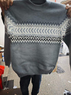 10,000+ pcs Mixed Style Knit Sweaters Bulk Stock – Soft Crewneck & Pattern Winter Pullovers – Affordable Overstock Clothing for Boutiques & Resellers (US/EU Size Range, Clearance Lot)