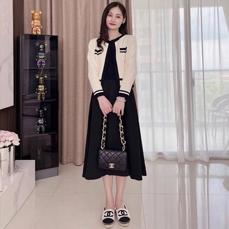 600pcs Ice-Silk Contrast Trim Knit Dress & Cropped Cardigan Set – Boutique-Ready Black Cream Matching Womenswear Stock Lot – Soft Stretch One-Style Tail Order Clearance with Easy Resale Appeal