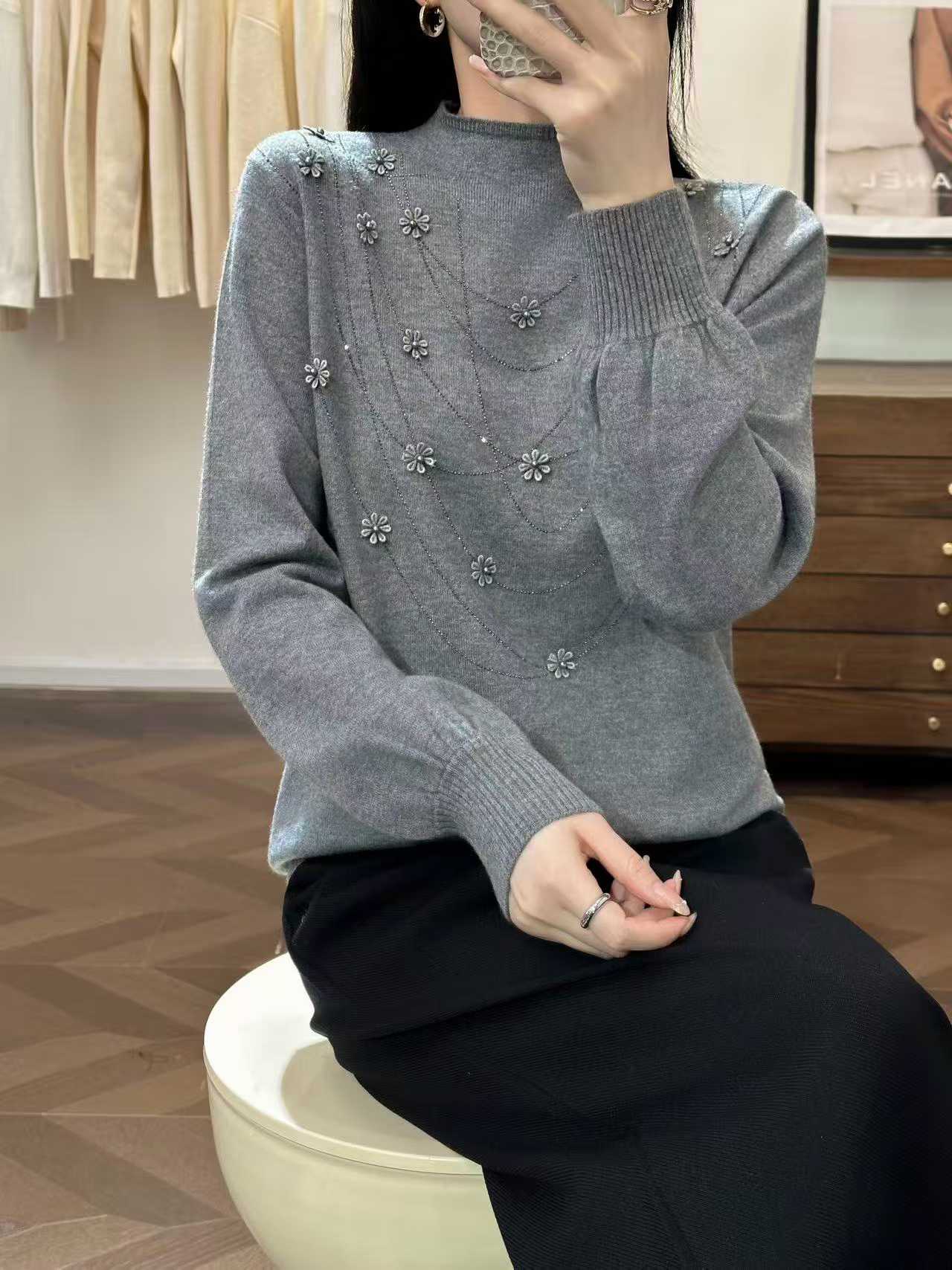 300pcs Women’s 30% Wool Floral Embellished Knit Pullover Lot – Soft Mock Neck Everyday Sweaters for Boutique Resale – 5 Color Tail-End Stock Under $3 – Easy Fall Winter Layering Styles