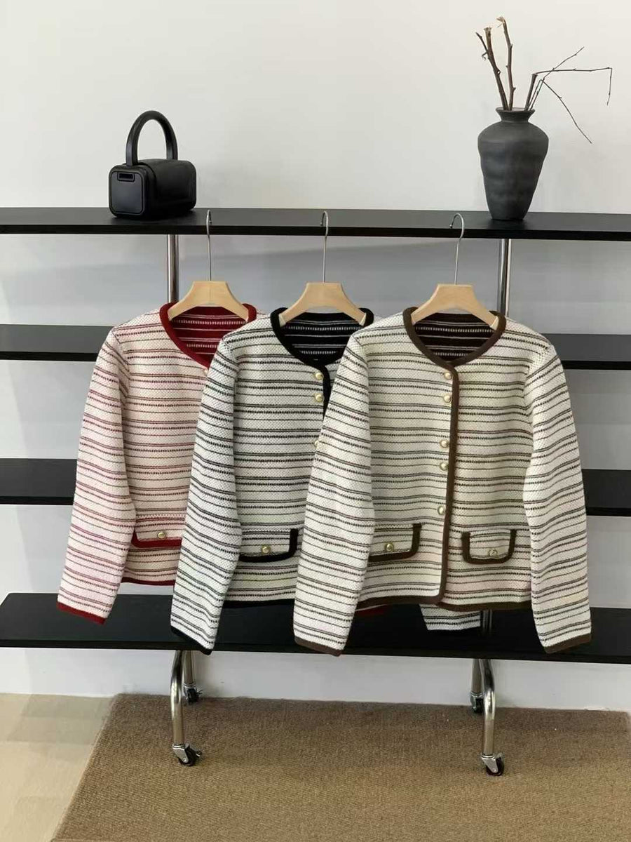 500pcs Boutique Stripe Knit Cardigan Jacket Lot – Soft Korean Velvet-Feel Women’s Trim Button Cardigans for Fall Layering – Single-Style Overstock Sweater Stock for Resellers