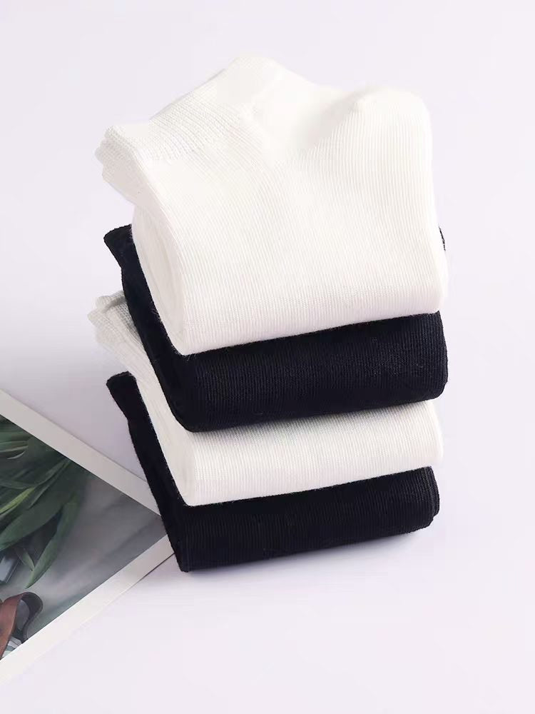 7000 Pairs Men’s Everyday Cotton Antibacterial Socks Stock Lot – 7A Odor-Resistant Casual Crew Socks for Daily Wear – Bulk Basic Sock Inventory for Resellers & Discount Retail