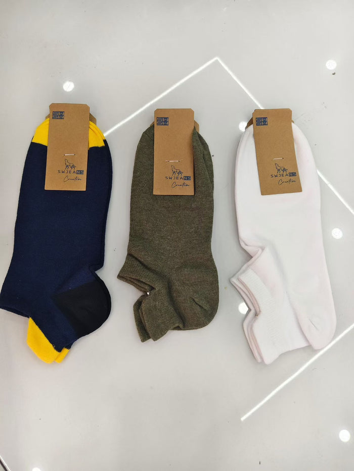 7000 Pairs Men’s Everyday Cotton Antibacterial Socks Stock Lot – 7A Odor-Resistant Casual Crew Socks for Daily Wear – Bulk Basic Sock Inventory for Resellers & Discount Retail