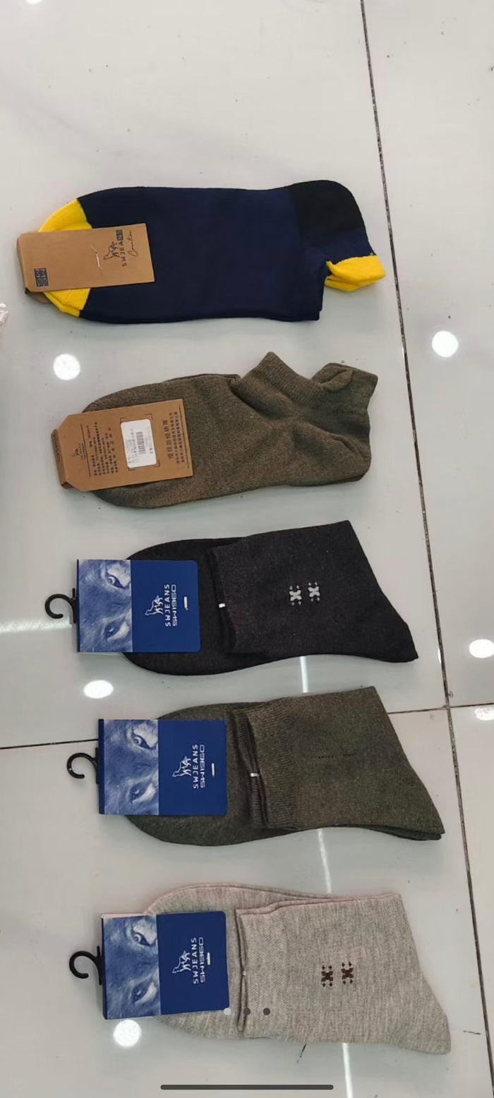 7000 Pairs Men’s Everyday Cotton Antibacterial Socks Stock Lot – 7A Odor-Resistant Casual Crew Socks for Daily Wear – Bulk Basic Sock Inventory for Resellers & Discount Retail