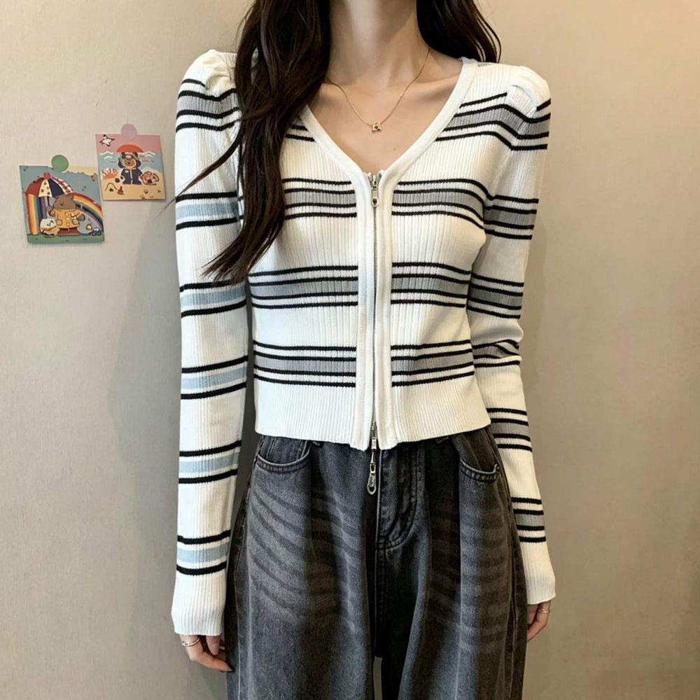 800pcs Women’s Ribbed Stripe Zip Knit Cardigan Lot – Easy-Selling Lightweight Fitted Sweater Tops for Boutiques – Soft Everyday Layering Stock in One-Size Stretch Fit