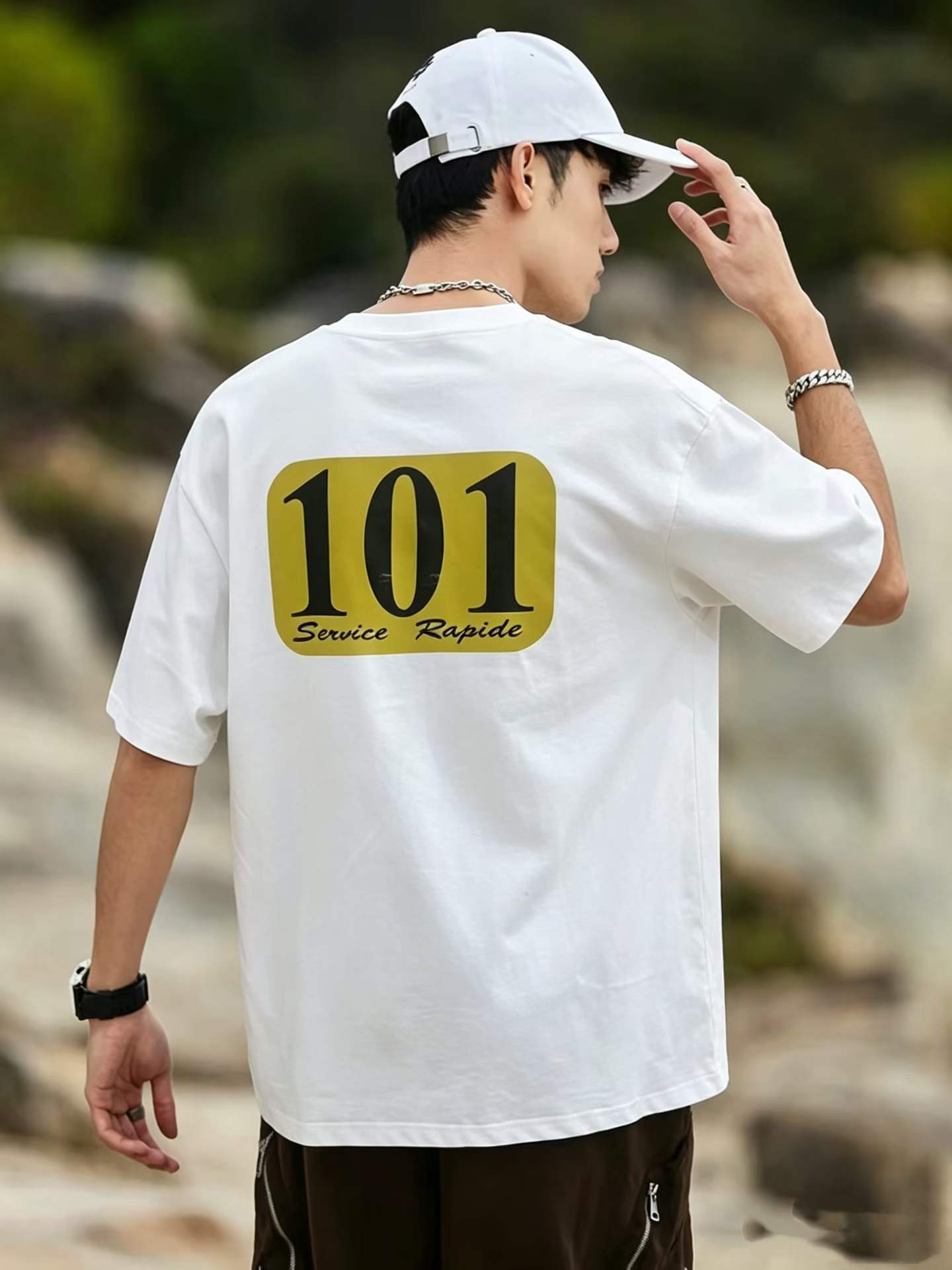 1000pcs Bulk Wholesale White Graphic T-Shirts - "101 Service Rapide" Vintage Print -  Liquidation Inventory for Boutique & Online Resellers - S-2XL Cotton Tee Stock Lot