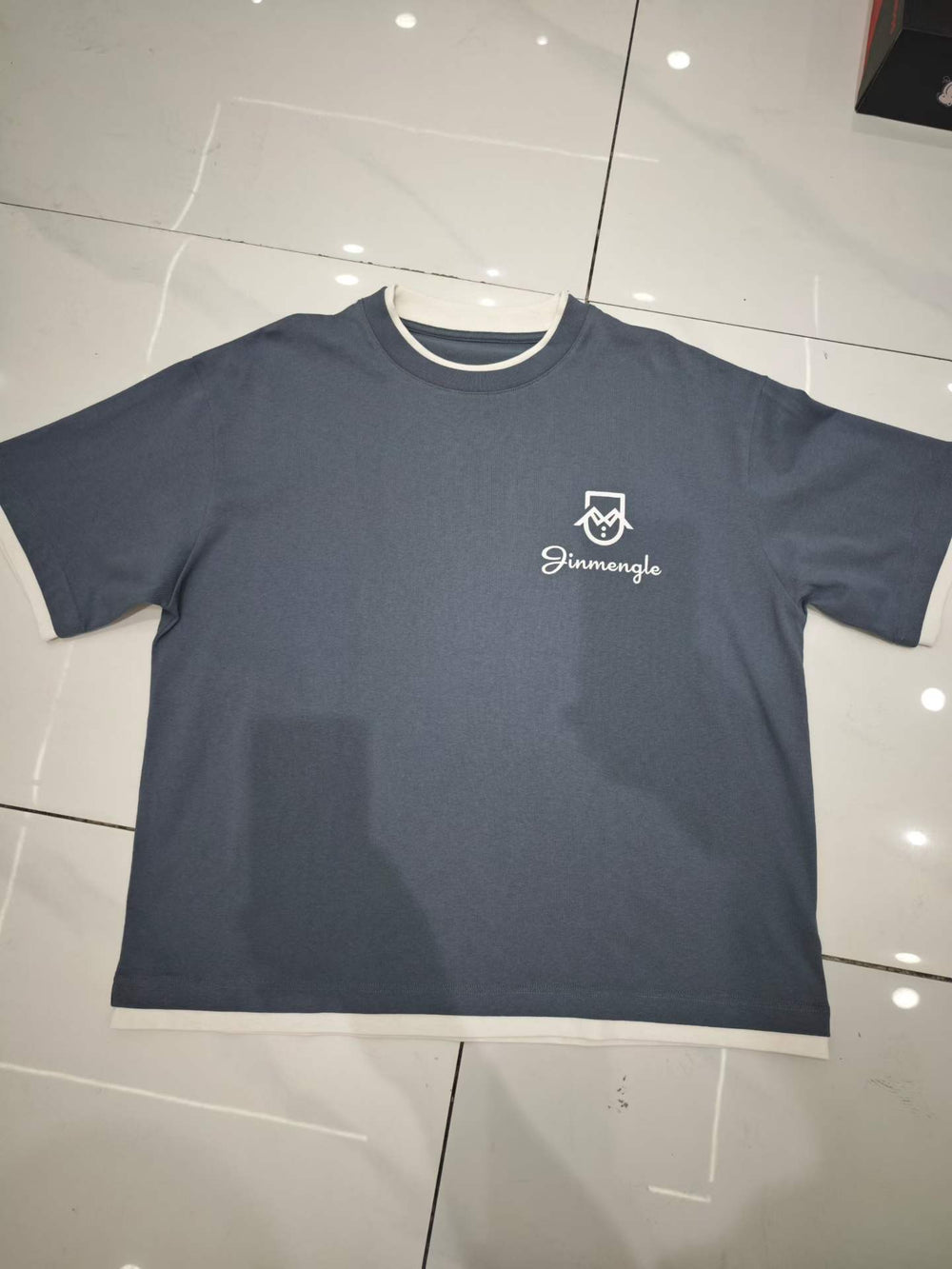500pcs Bulk Essential Aesthetic T-Shirts - Premium 100% Cotton Feel - Liquidation Price - Oversized Streetwear Basic Tees for Resellers