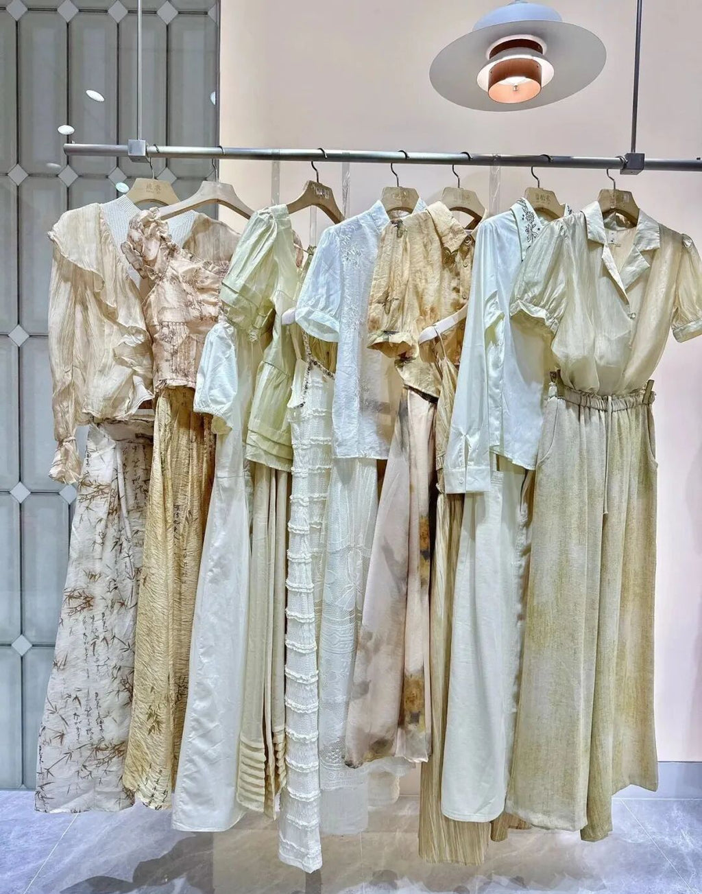 256 Pcs LSXY Aesthetic Women's Summer Stock Lot - High-End Designer Mixed Apparel Bundle - Retro & Sweet-Cool Style Boutique Liquidation - $19.80/unit Premium Tail Order Inventory