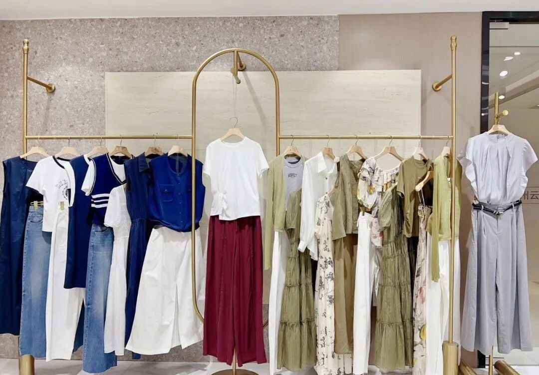 230 Pcs Enruini Mixed Brand Boutique Lot - Urban Aesthetic Summer Women’s Apparel - High-Value Dresses, Knits & Separates - $9.50 Premium Department Store Closeout