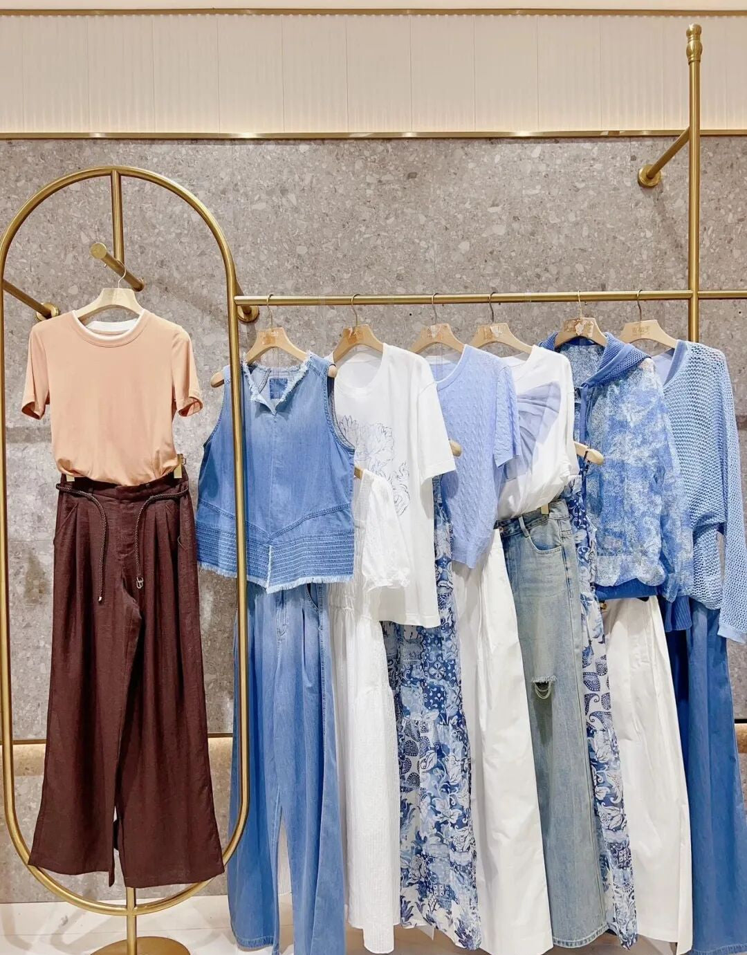 230 Pcs Enruini Mixed Brand Boutique Lot - Urban Aesthetic Summer Women’s Apparel - High-Value Dresses, Knits & Separates - $9.50 Premium Department Store Closeout