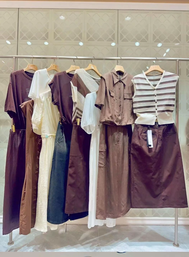 241-Piece Yusha International Women's Summer Premium Stock Lot – Original Tags – Euro‑Korean Minimalist Style – Sets, Dresses, Tops, Pants – For Urban Professionals