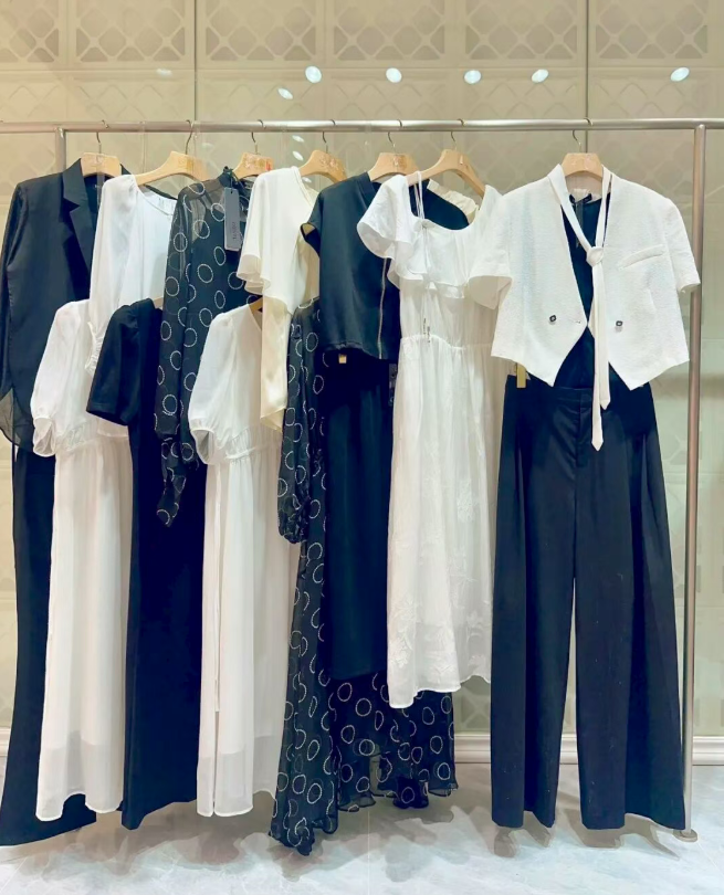 241-Piece Yusha International Women's Summer Premium Stock Lot – Original Tags – Euro‑Korean Minimalist Style – Sets, Dresses, Tops, Pants – For Urban Professionals