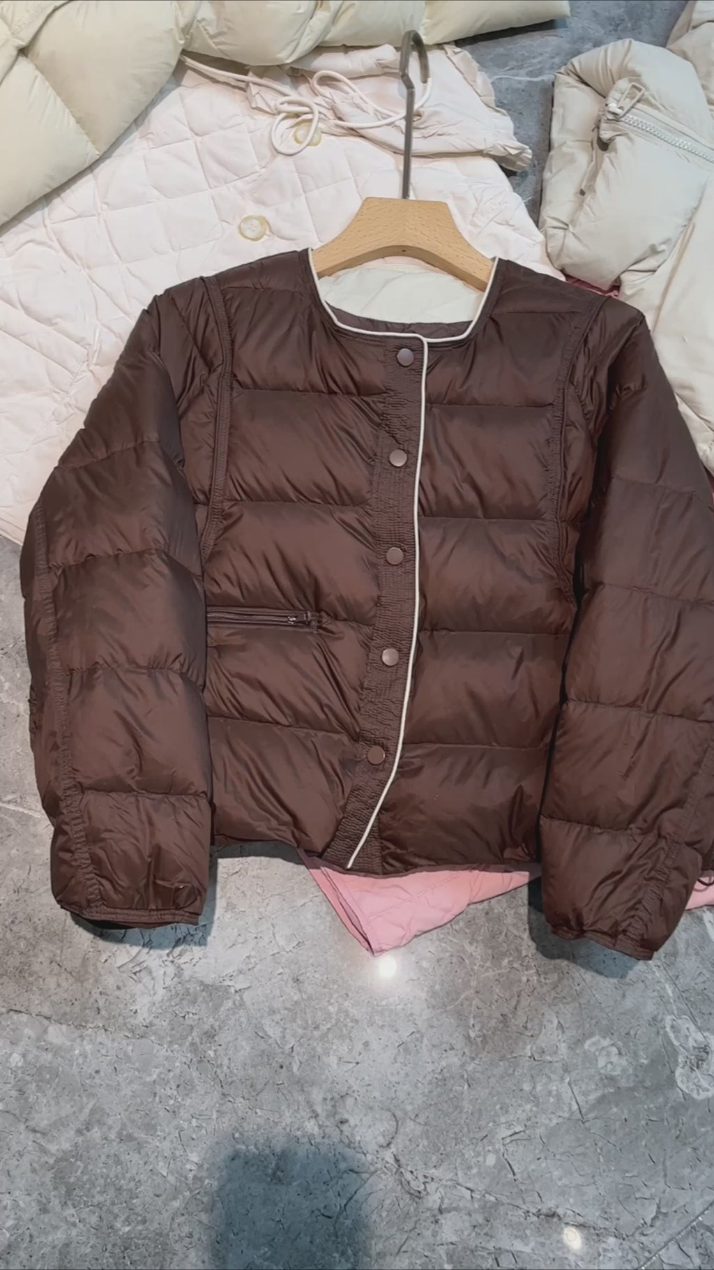 70pcs Wholesale 90% White Duck Down Round-Neck Puffer Jackets - Ultra-Lightweight Coffee Brown Liner Coats - High-Density Matte Finish - Professional Reseller Stock Lot
